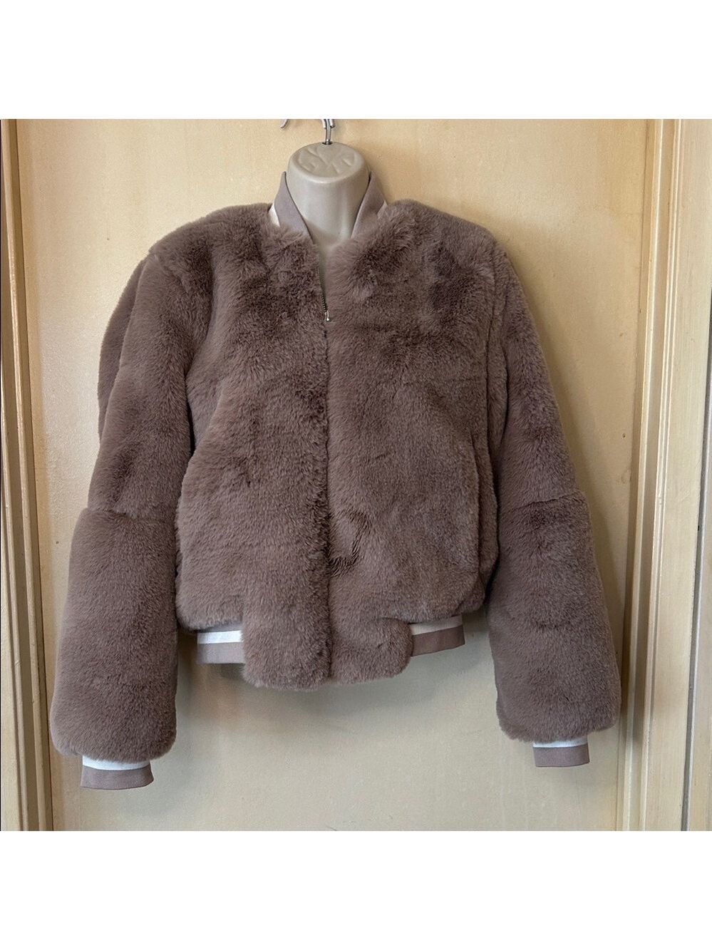 Dance & Marvel Plush Taupe Teddy Jacket size S